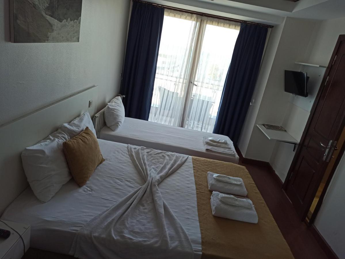 Buyukada Comfort Otel Адалар Экстерьер фото