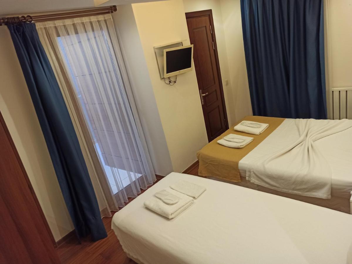 Buyukada Comfort Otel Адалар Экстерьер фото
