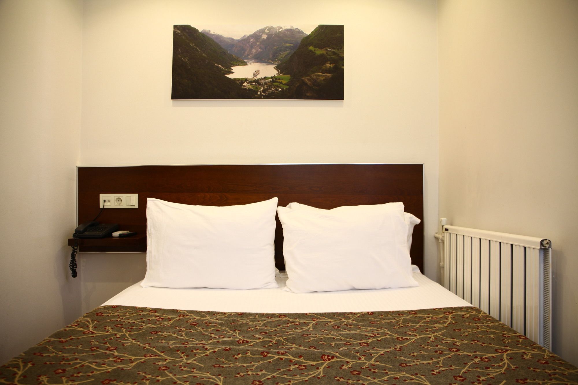 Buyukada Comfort Otel Адалар Экстерьер фото