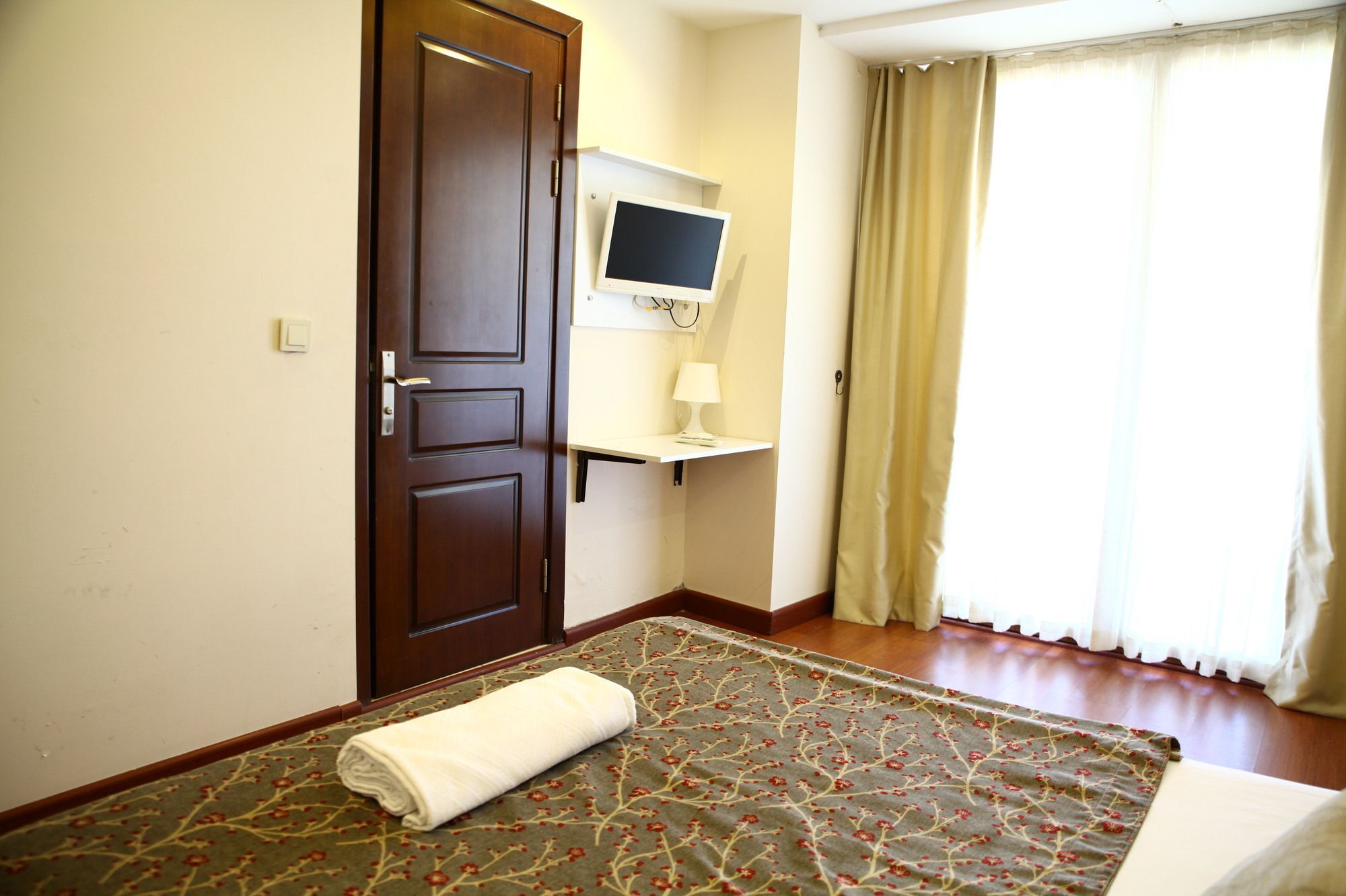 Buyukada Comfort Otel Адалар Экстерьер фото